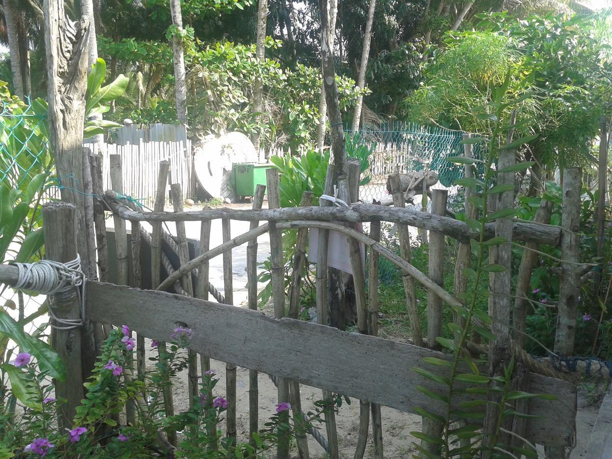 Pandan Beach Homestay Kampong Pandan Экстерьер фото