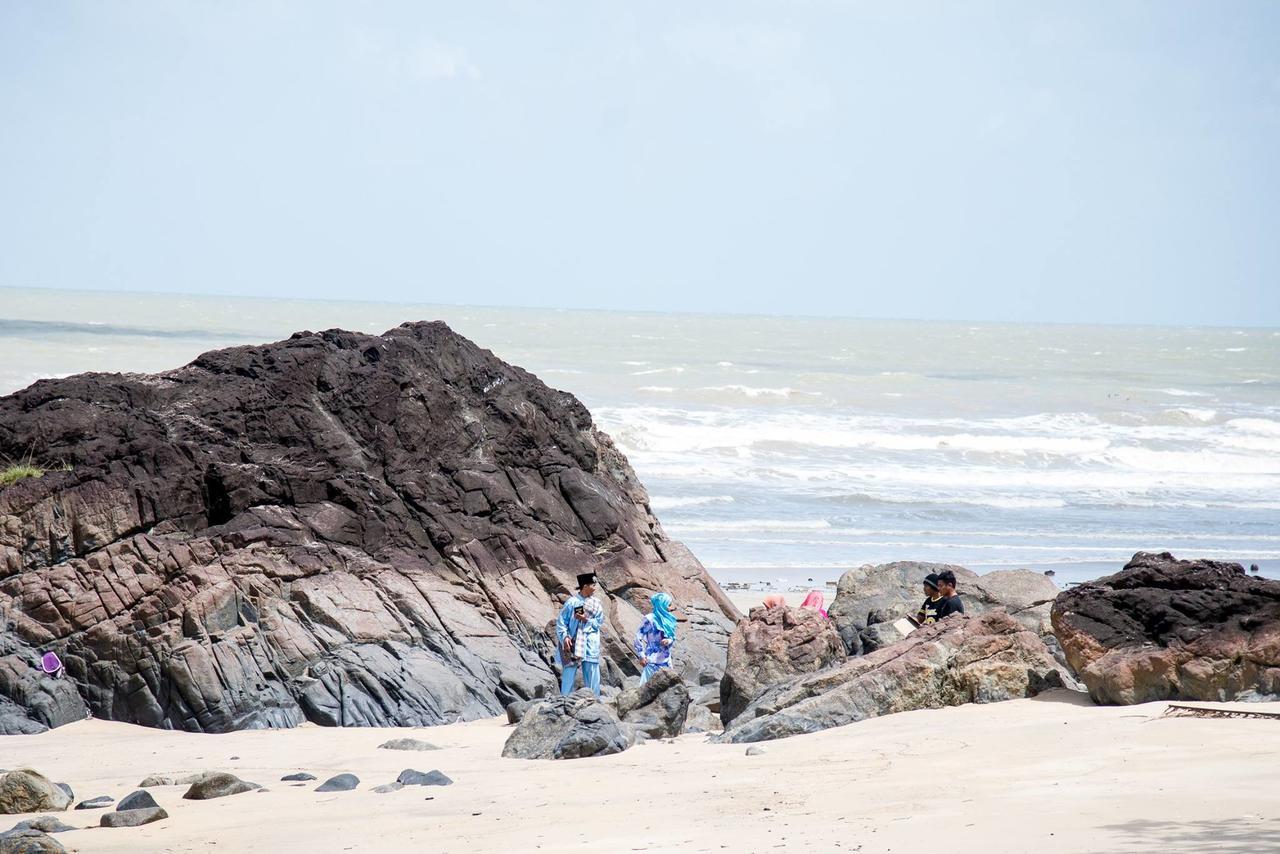Pandan Beach Homestay Kampong Pandan Экстерьер фото